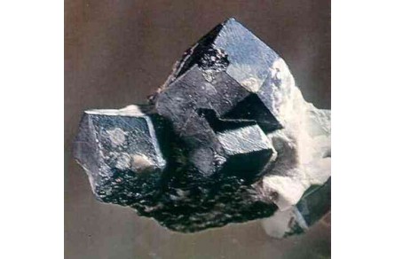选矿试验-新疆钛铁矿