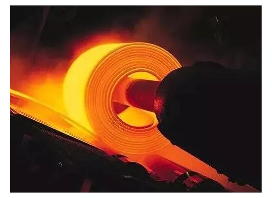四部委继续开展全国粗钢产量压减工作 铁矿石价格应声下跌