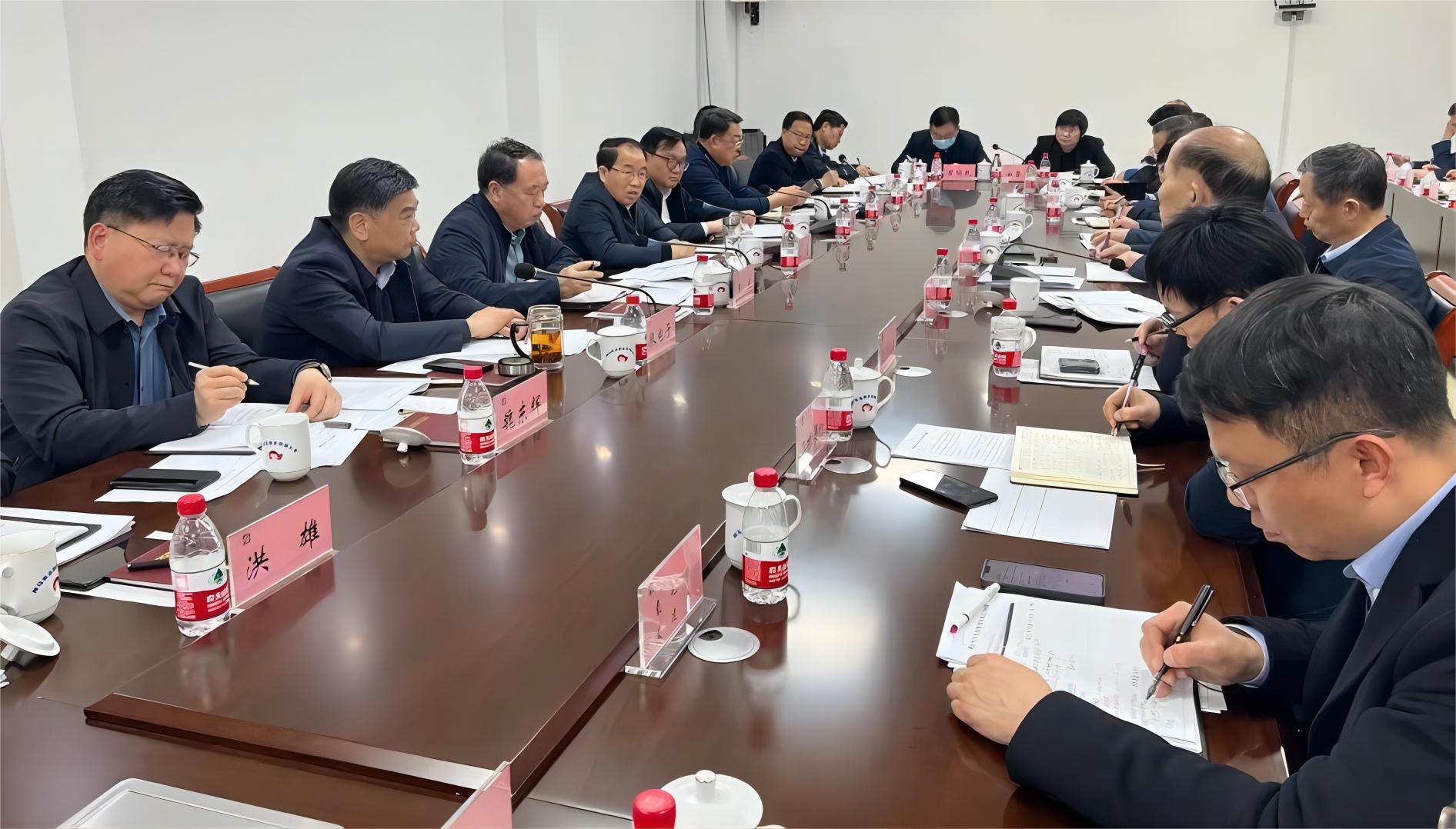 李毛在神马股份进位争先推进会上强调 聚焦“六高一强” 全力进位争先