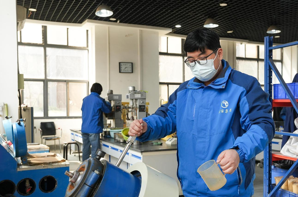 湖北大冶张海金矿连续浮选扩大试验